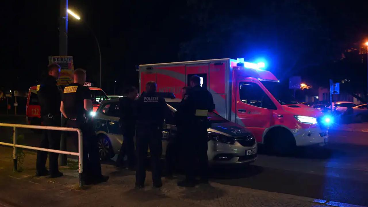Mann in Tempelhof niedergestochen – schwer verletzt