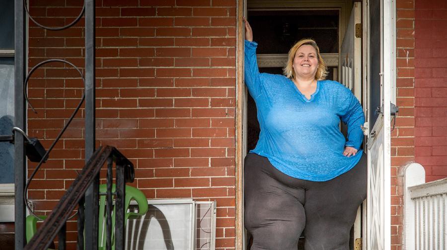 Meet the woman with the biggest hips in the world
