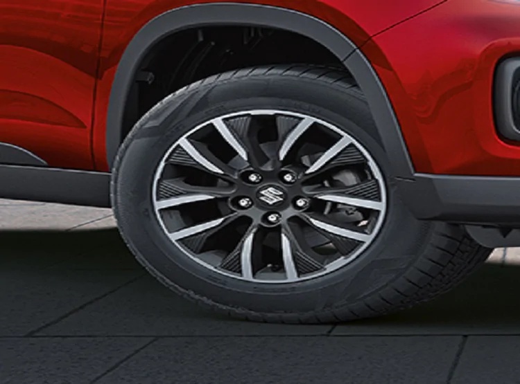 गाड़ियों में अब एक्स्ट्रा टायर की जरूरत खत्म, मोदी सरकार का नया कदम