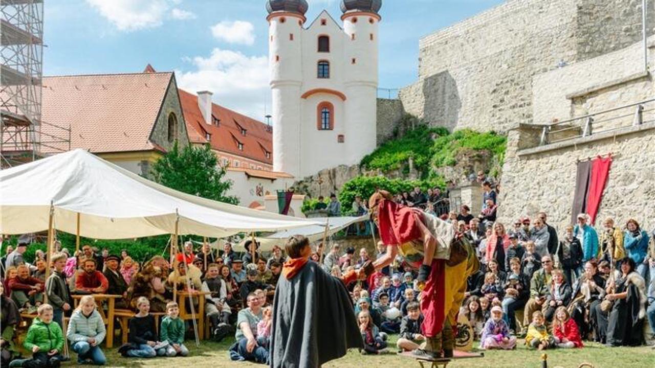Spectaculum Parsberger feiern beim Mittelalterfest