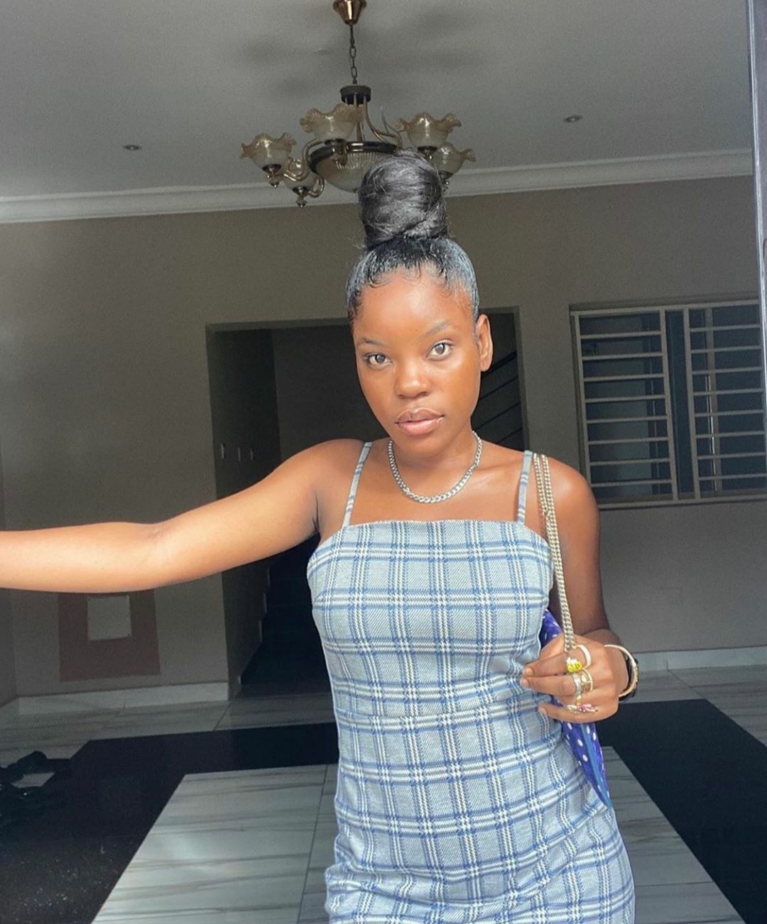 a0de170457714352ac592d51c871ff11?quality=uhq&format=webp&resize=720&watermark=true