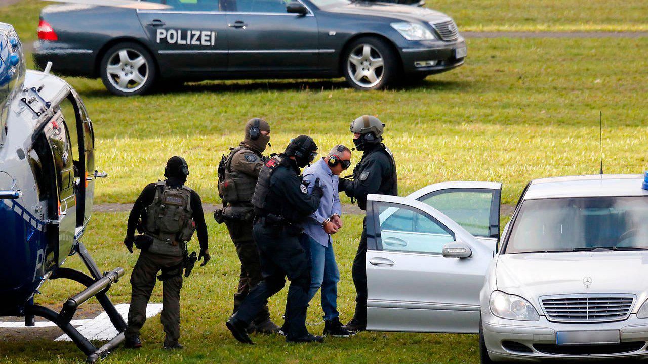 Prozessauftakt in Köln: Angeklagter Drach soll mit Hubschrauber gebracht werden