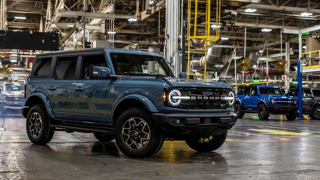 21 Ford Bronco Production Kicks Off Following Hardtop Related Delays Opera News