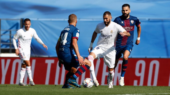 Real Madrid unggul dengan skor 2-0 saat menjamu Huesca dalam laga pekan ke-8 Liga Spanyol di Stadion Alfredo Di Stefano, Sabtu (31/1/0/2020) lewat gol Eden Hazard dan Karim Benzema.