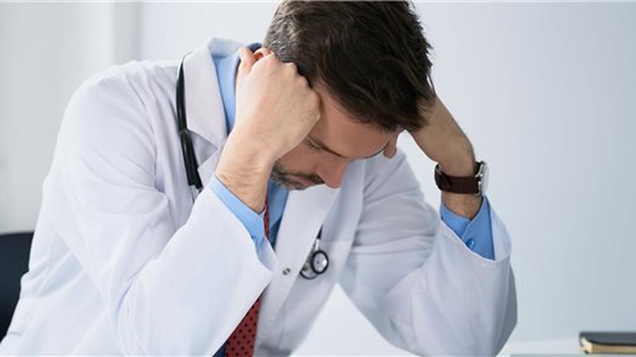 Ärzte frustriert: Tägliche TI-Probleme in jeder fünften Praxis