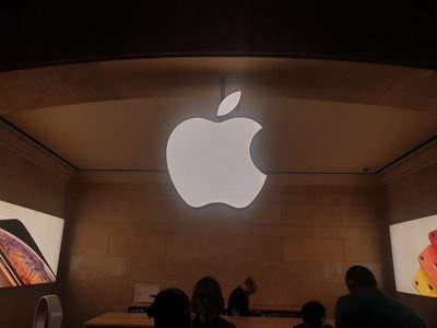 Apple To Offer Free Airpods With Iphone 12 Iphone 12 Mini Opera News