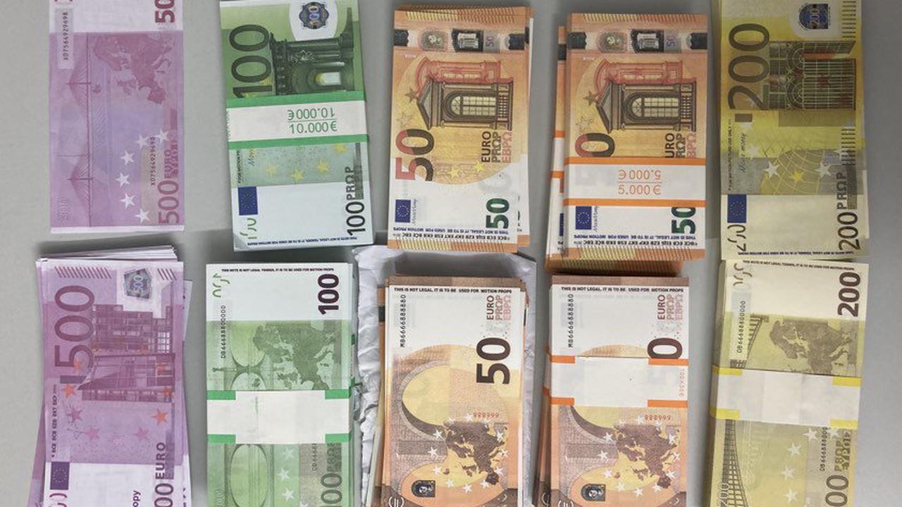 Razzia im Kreis Kelheim: 100.000 Euro Falschgeld und zwei Kilo Drogen