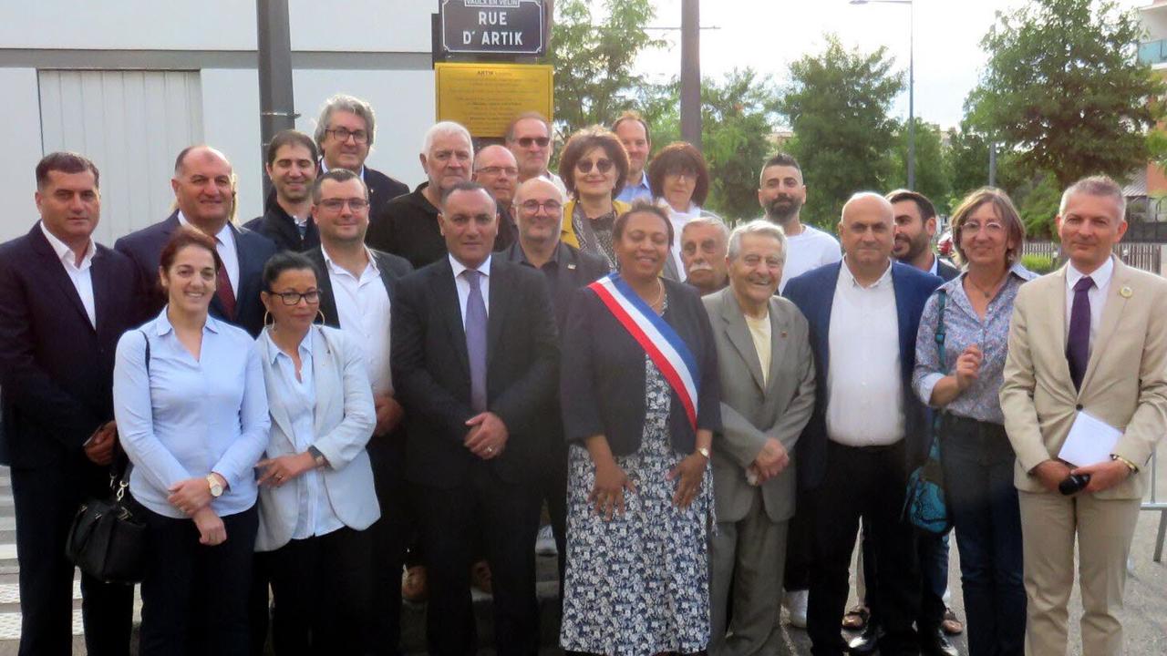 La maire de Vaulx-en-Velin a reçu son homologue d’Artik en Arménie lundi 27 juin