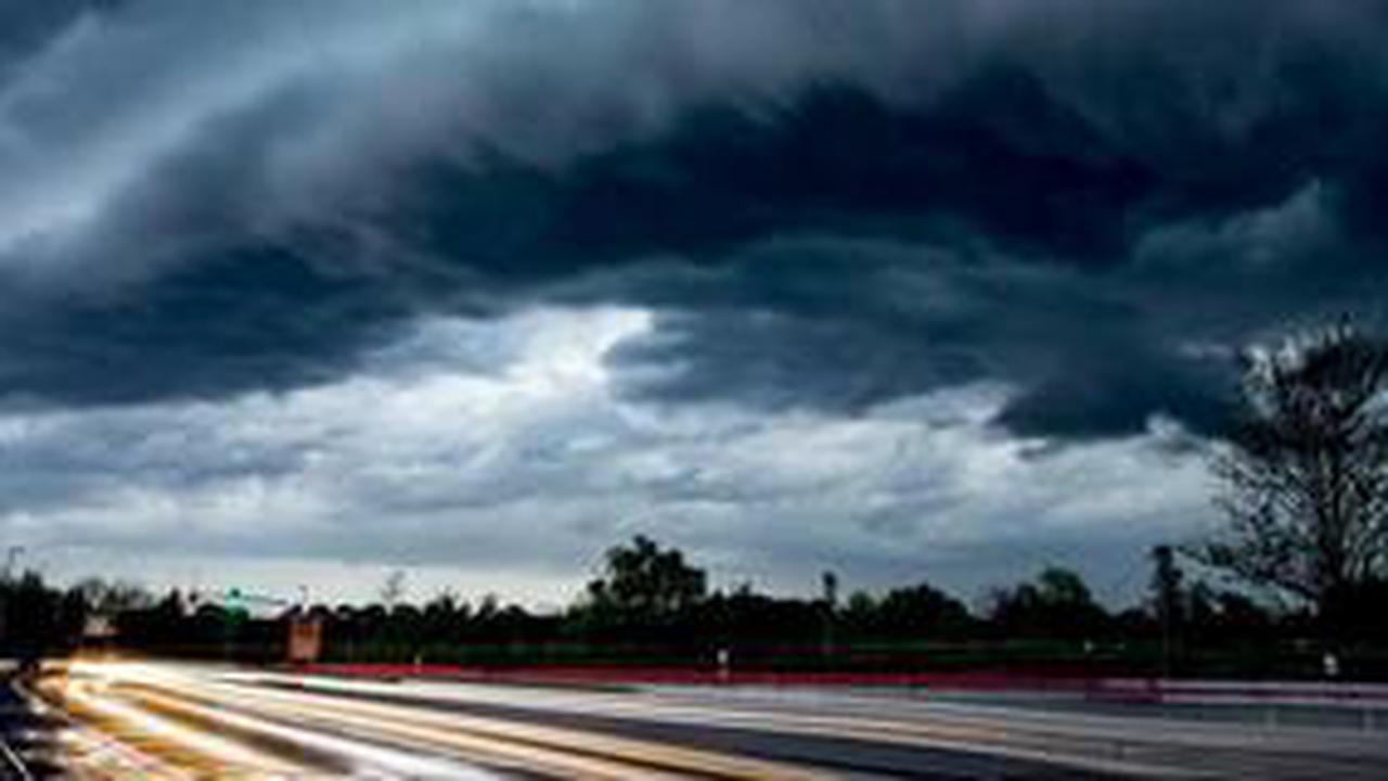 Unwetter und Sturm in Schaumburg: Wetterdienst erwartet „schwere Gewitter mit massiven Auswirkungen“