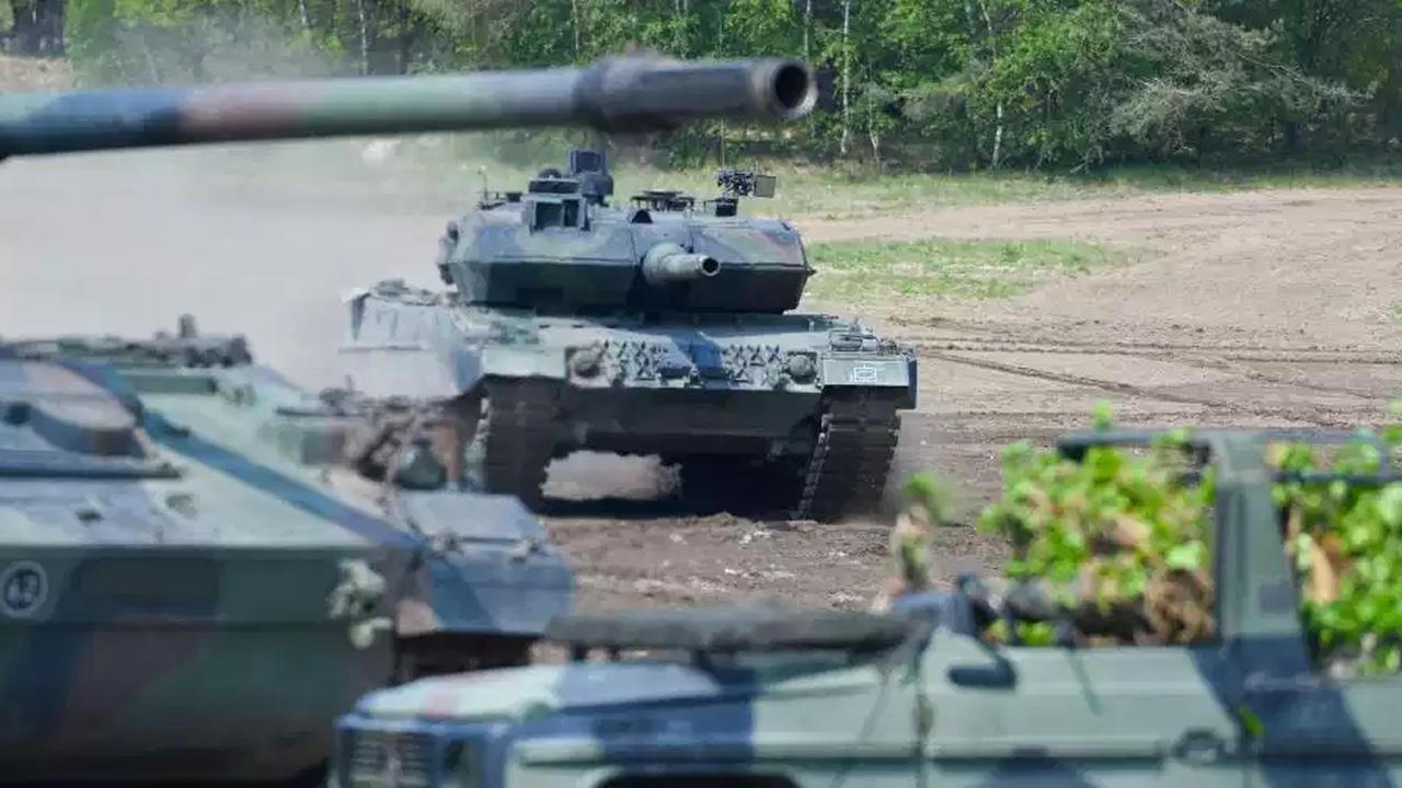 Livraisons de chars à l’Ukraine : quels pays se sont déjà engagés ?
