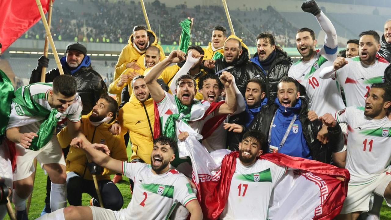 Iran sichert sich WM-Ticket - Frauen im Stadion zugelassen