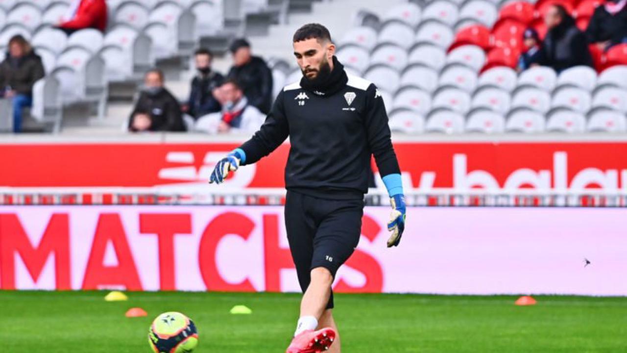 SCO Angers : Après Bernardoni, un autre gardien sur le départ ?