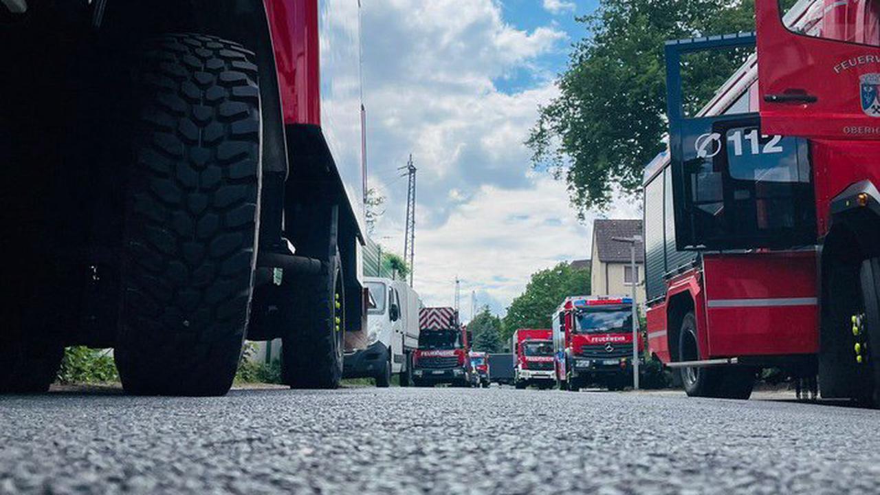 FW-OB: Feuerwehreinsatz in Osterfeld: Leck an einem Kesselwagen