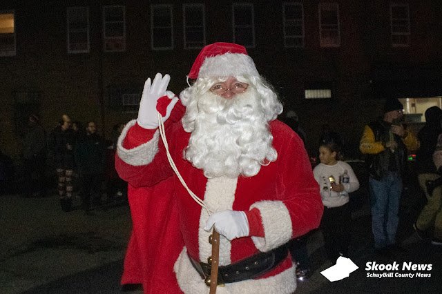 Mahanoy City Christmas Tree Lighting 2022 Mahanoy City Lights Borough Christmas Tree - Opera News