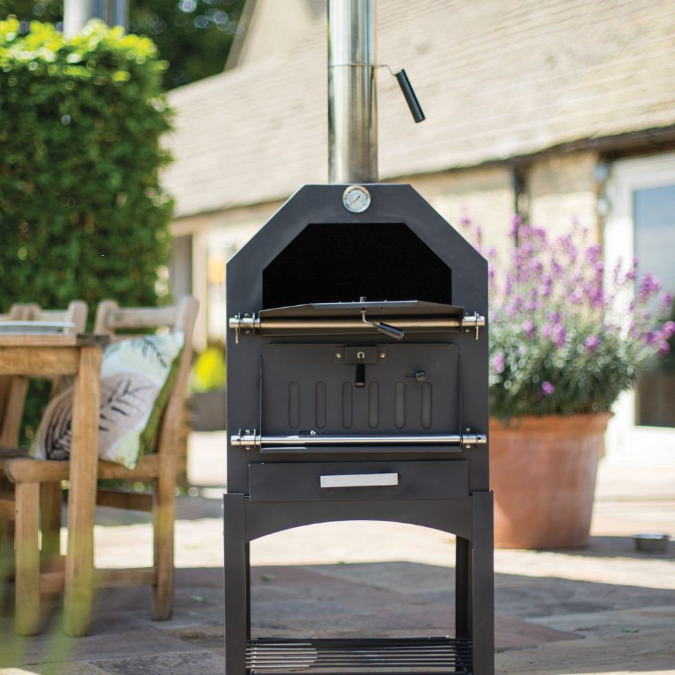 Lidl S Sell Out Pizza Oven Is Back And It S Less Than 130 Opera News