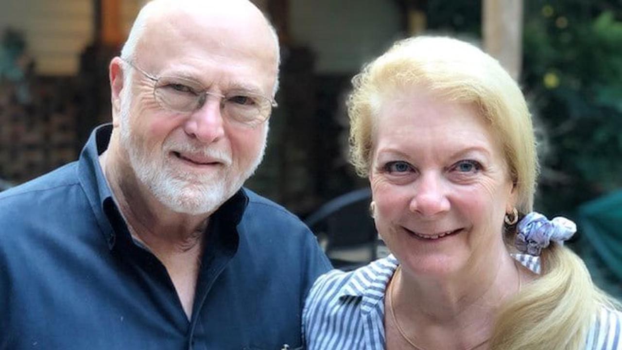 Sandy Springs couple starts college scholarship fund to help students in need