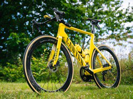 Canyon Aeroad CFR jaune pour Mathieu Van Der Poel - Opera News