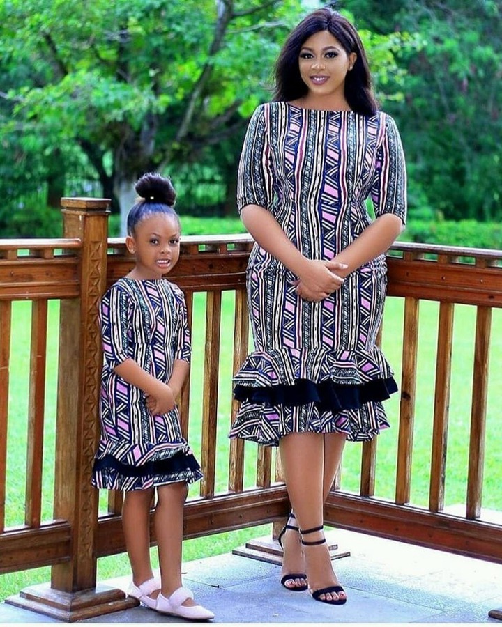 Stunning Mother And Daughter Twinning Styles - Glamtush