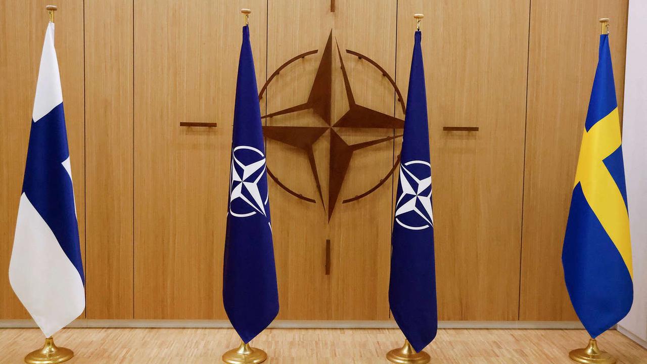 Турция заблокировала начало переговоров в НАТО о вступлении Финляндии и Швеции