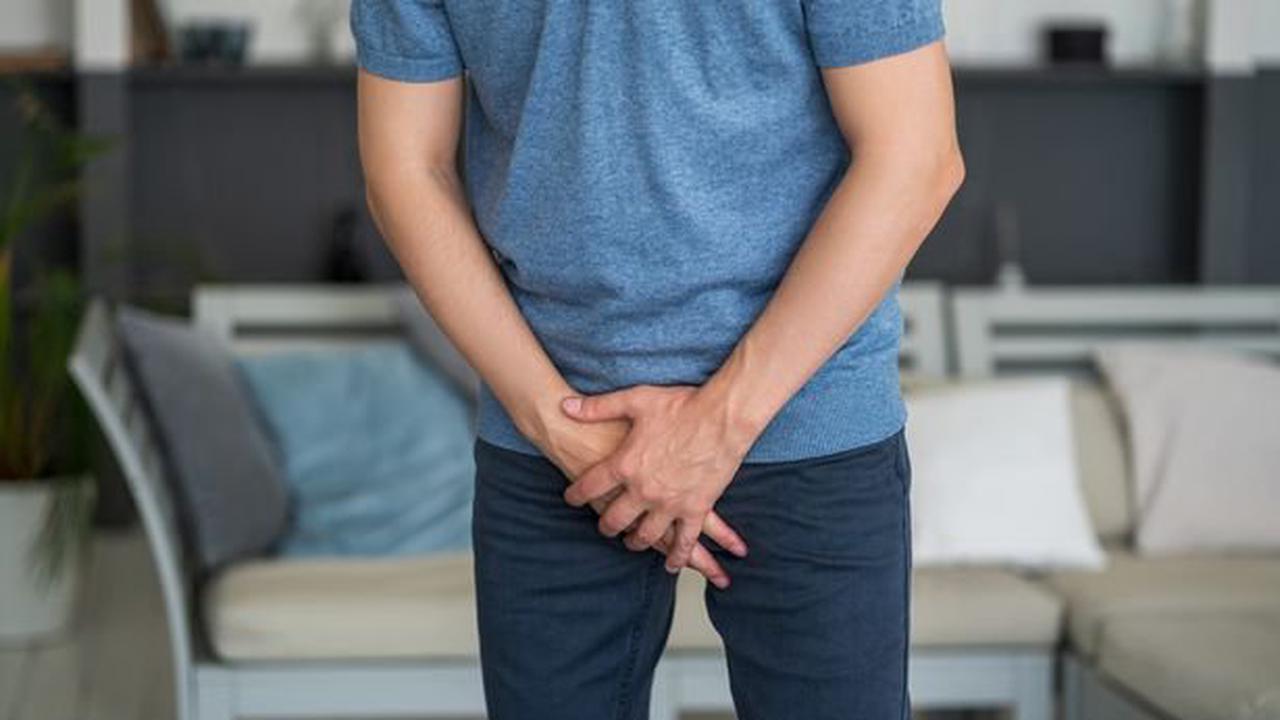 What is penile discharge? From changes to consistency or smell warning of a STI