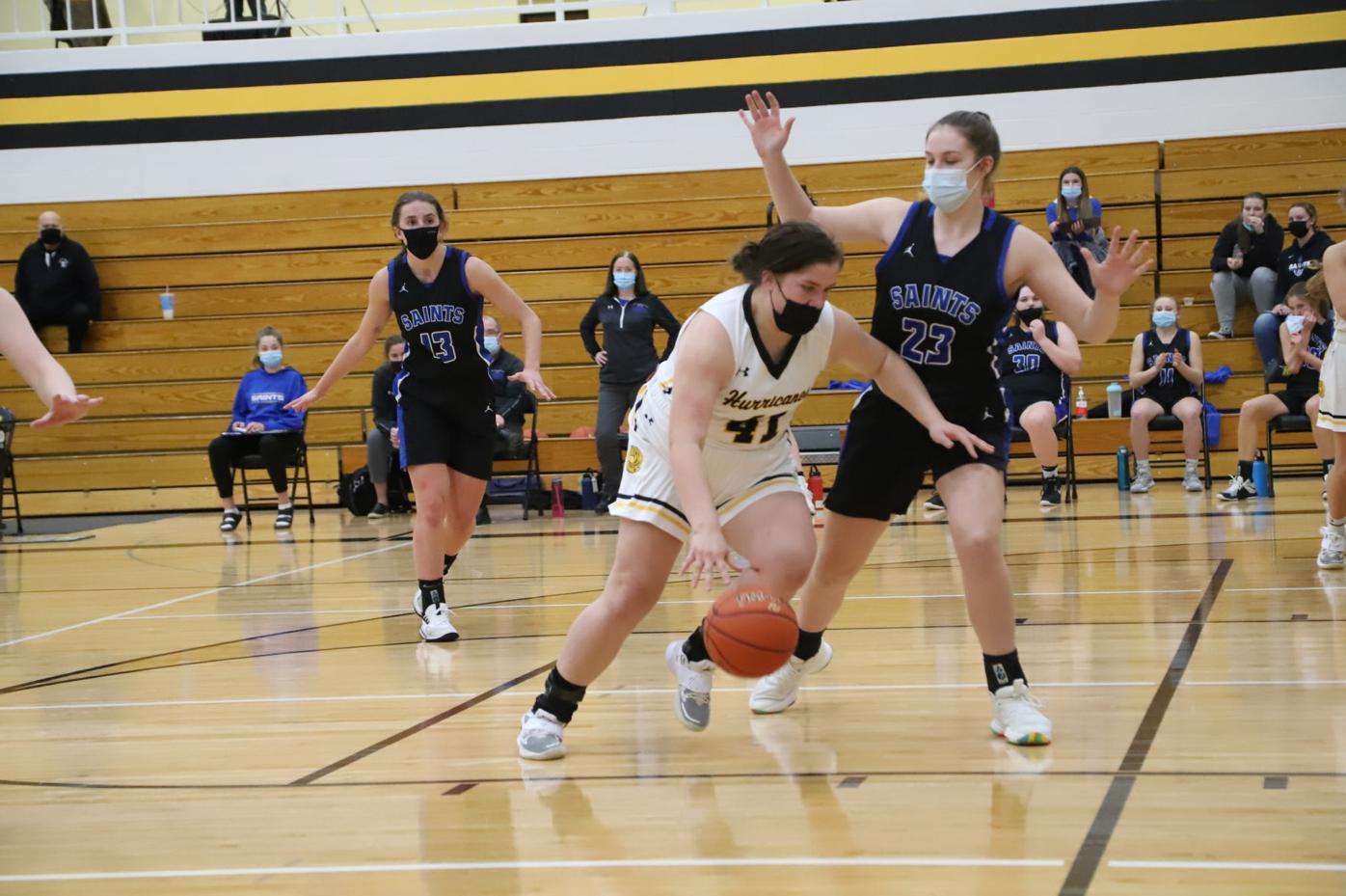 Canes Roll Past Spooner In Girls Hoops 50 13 Opera News