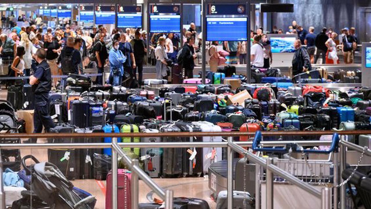 Sommerferien 2022 : Wie man sich auf Chaos am Flughafen vorbereiten kann