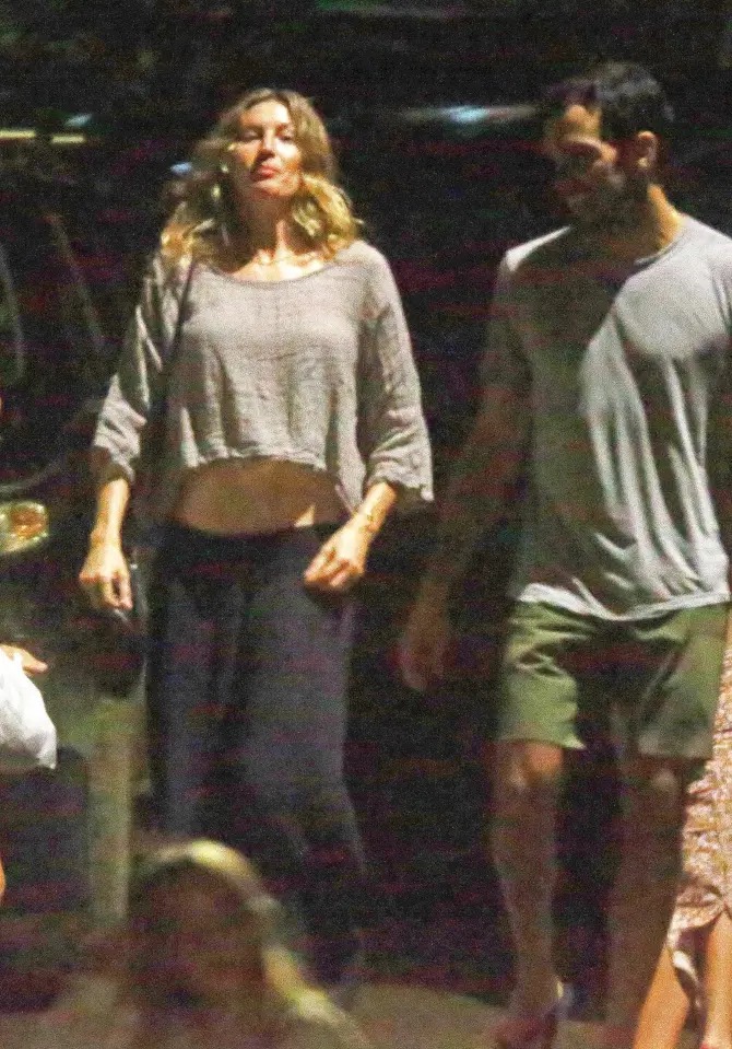 Gisele Bundchen goes on vacation with Brazilian jiu-jitsu instructor Joaquim Valente in Costa Rica just two weeks after announcing divorce?to?Tom?Brady (photos)