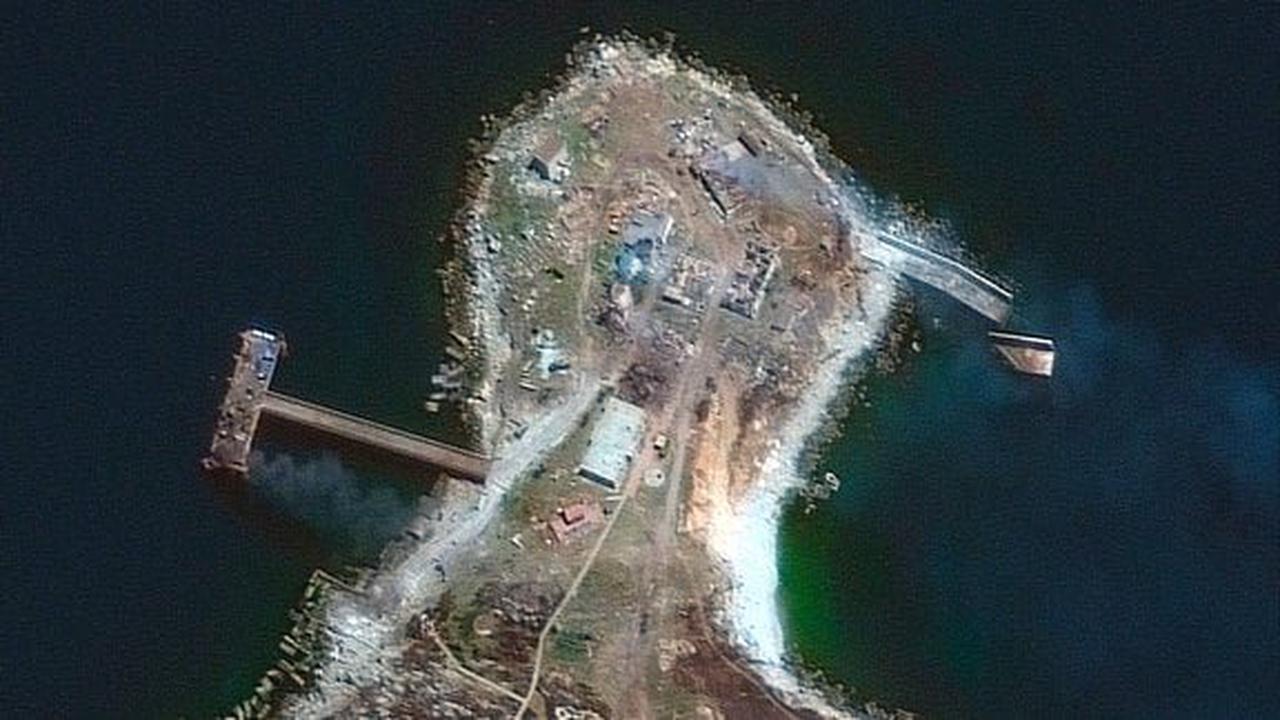 Ticker: Selenskyj sieht Rückzug russischer Truppen von Schlangeninsel als Erfolg