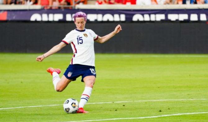 Victoria S Secret Engage La Footballeuse Megan Rapinoe Comme Egerie Opera News