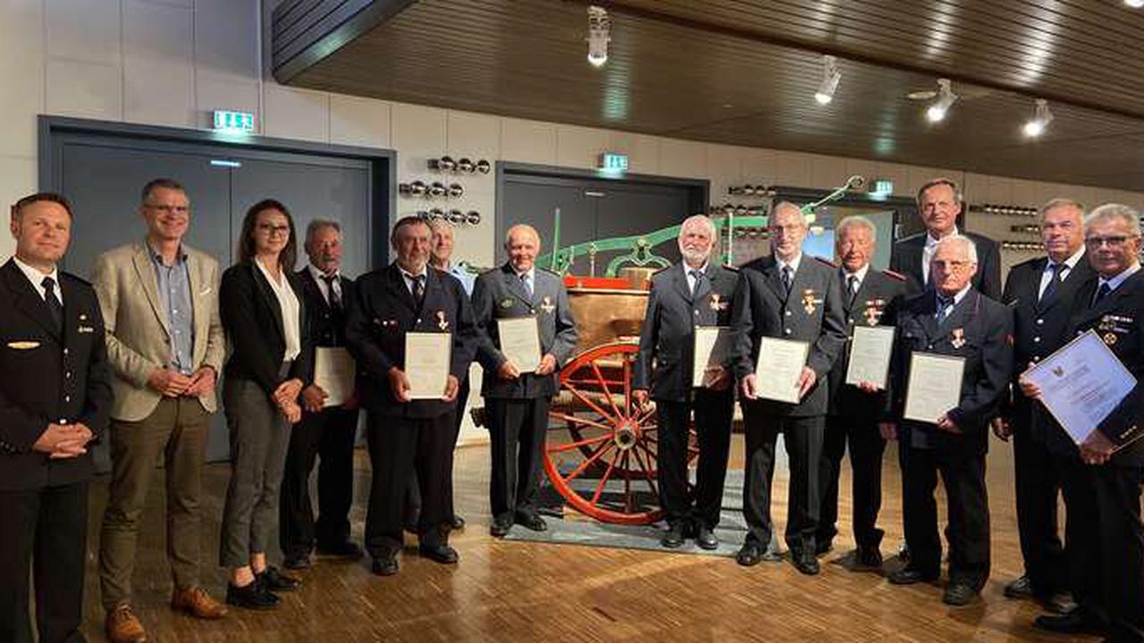 Freiwillige Feuerwehr Oberkirch ernennt neuen Ehrenkommandant