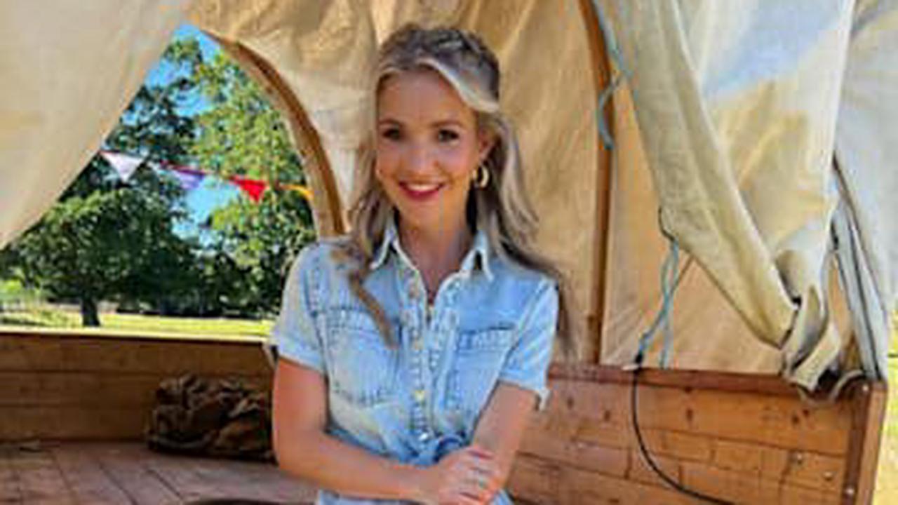 Helen Skelton appears to drop huge hint about identity of Strictly pro partner
