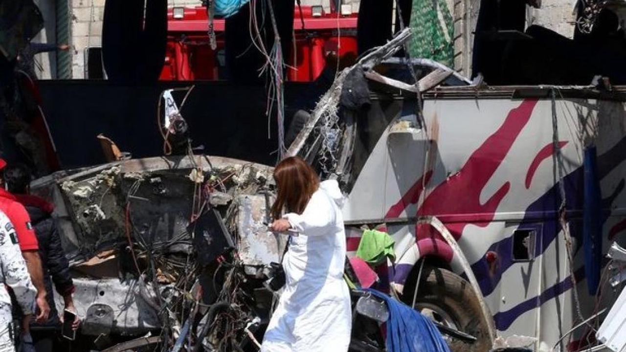 Mindestens 19 Tote bei Busunglück in Mexiko