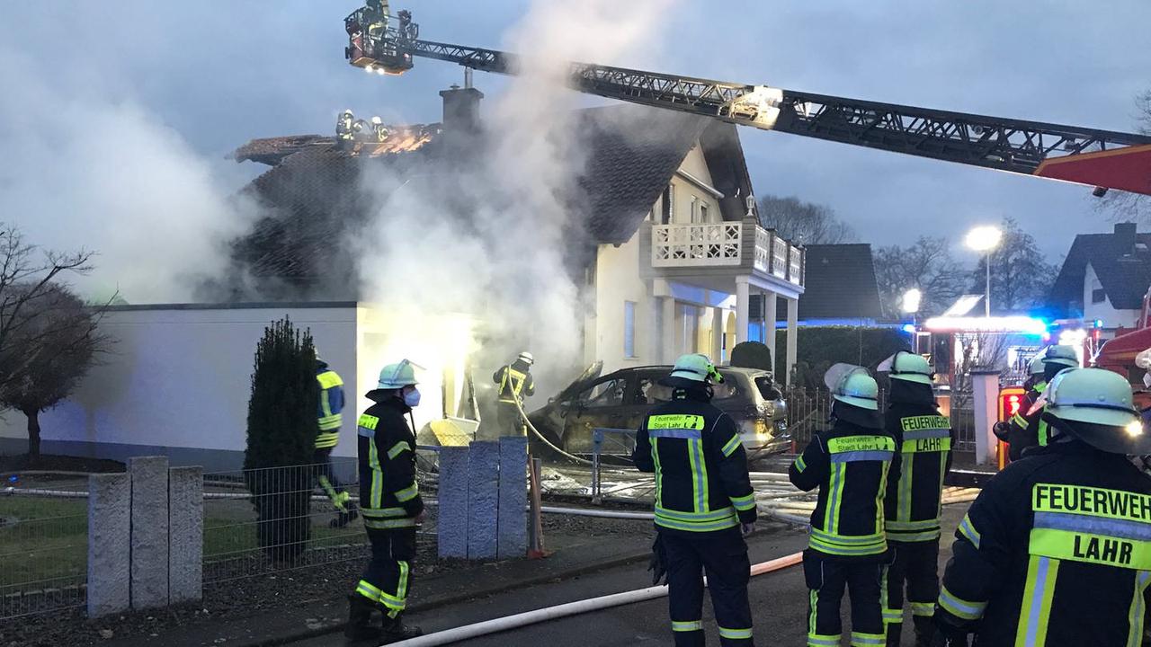 Lahr: Hoher Sachschaden nach Einfamilienhaus-Brand