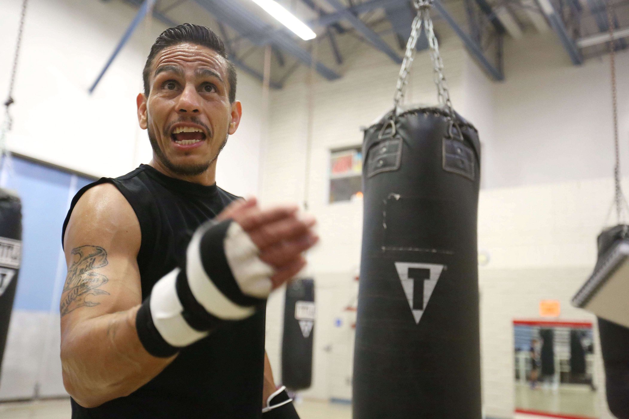 Youtube Vs Tiktok Boxing Uk Fight Time Start Time And Ring Walks Opera News