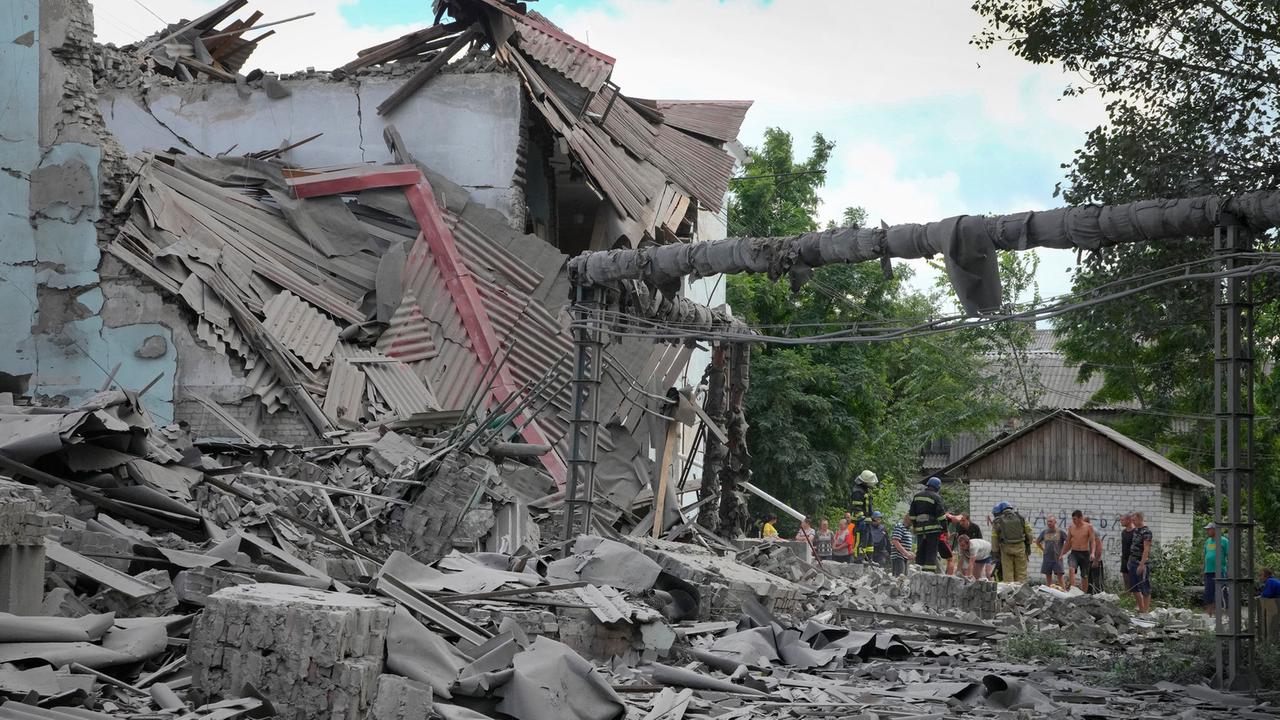 Krieg in der Ukraine: Lyssytschansk angeblich komplett umzingelt
