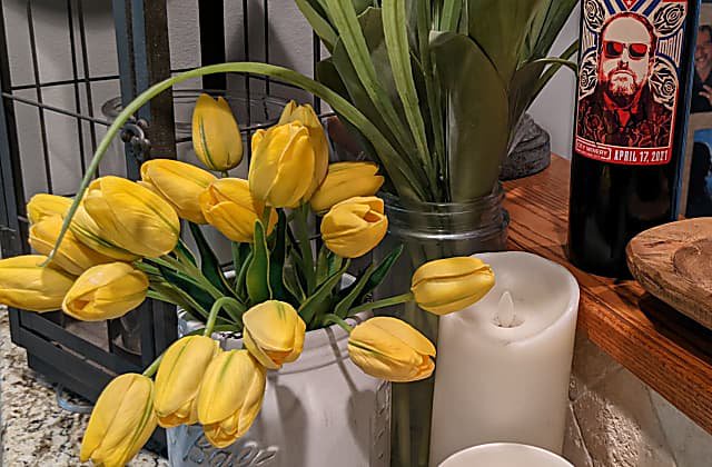 Mahwah Based Florist Settles With State Over Wilted Flowers Substitute Arrangement Complaints Opera News