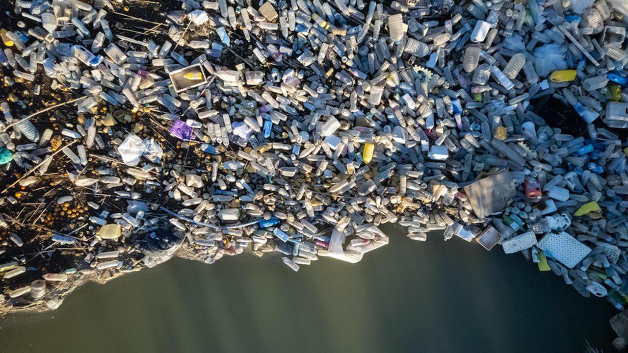Studie offenbart: So viel Mikroplastik gibt es in den Tiefen des Atlantik