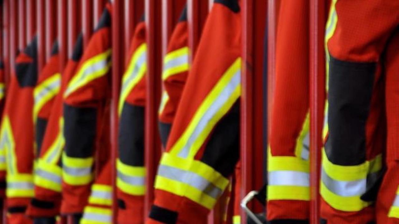 Feuerwehr klingelt Bewohner aus dem Schlaf