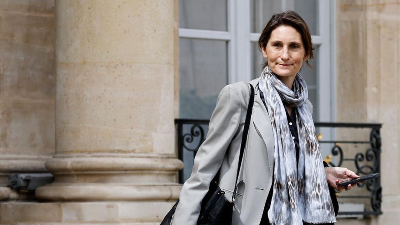 Scandales à la FFF : la ministre des Sports Amélie Oudéa-Castéra appelle au nettoyage
