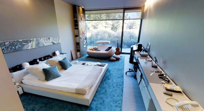  Six bedrooms mean Hazard will have plenty of space for his Chelsea pals