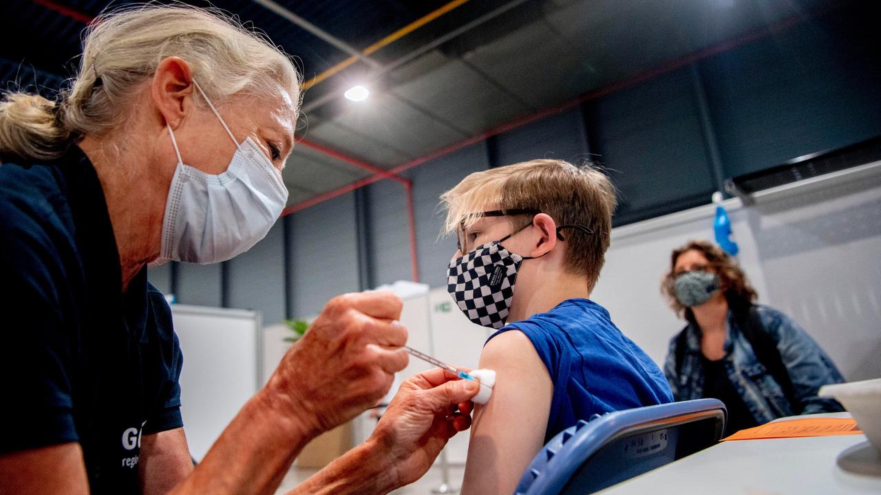Bremer Kinderarzt zu Impfung: "Kinder nicht in Geiselhaft nehmen"