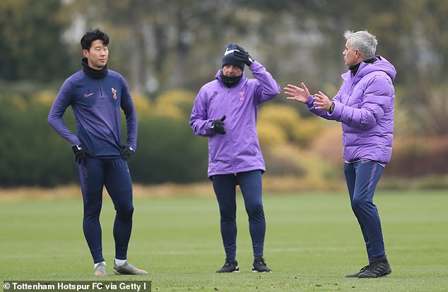 Mourinho gives out instructions to Son Heung-min during Thursday's training session