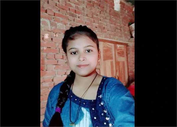 woman burnt alive in sultanpur with arms and legs died during treatment