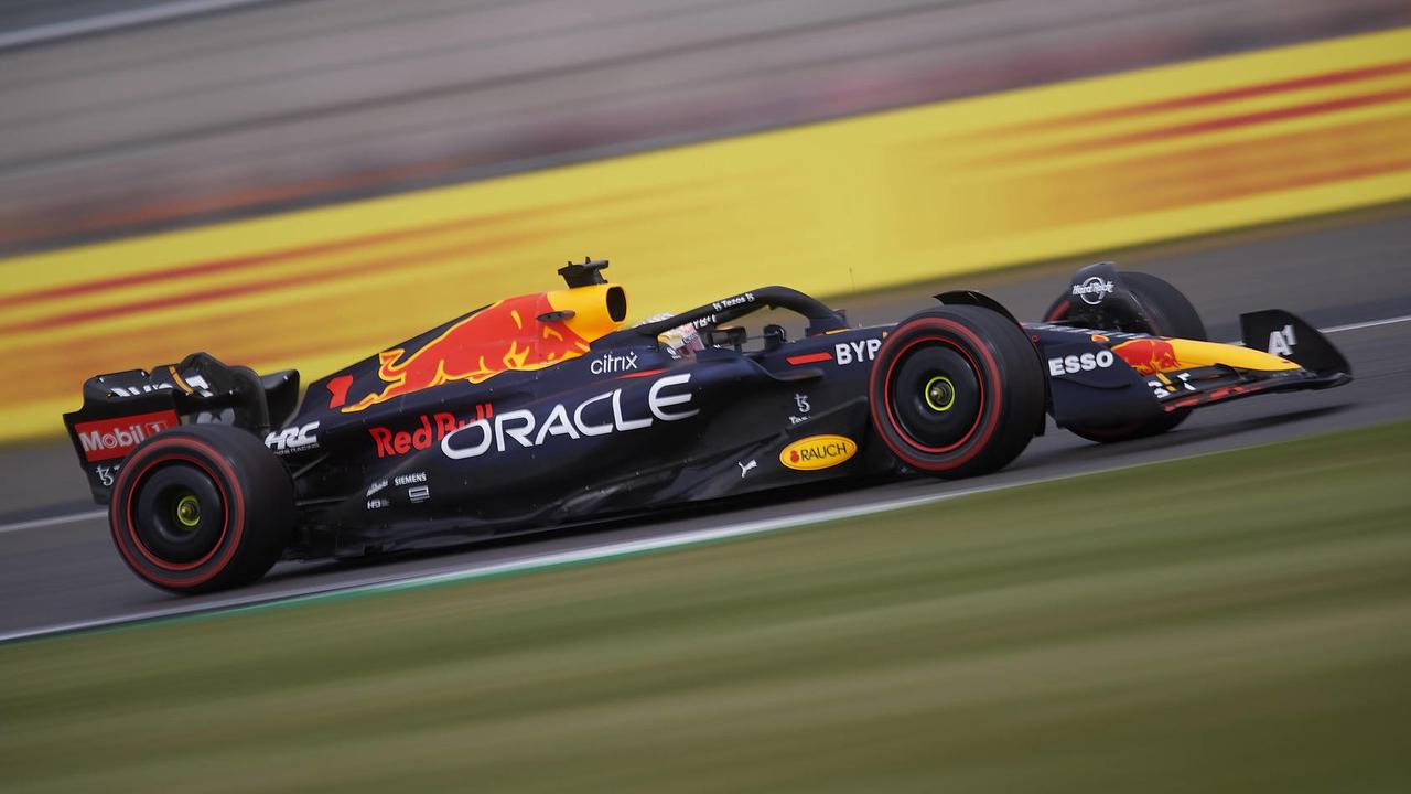 Formel 1 in Silverstone: Max Verstappen kontert im Silverstone-Wind, aber Mercedes lauert