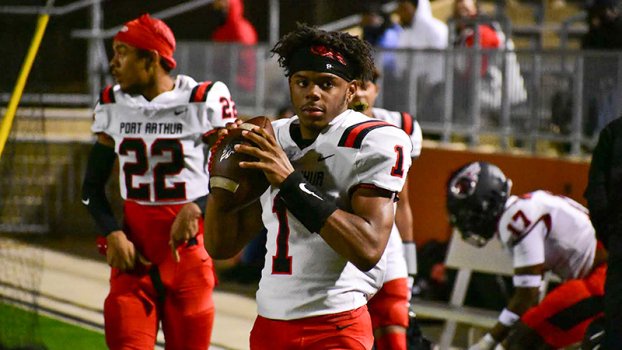 He Takes Us By Awe Memorial Coaches Talk Of Growth Of Electric Mvp Jah Mar Sanders Opera News