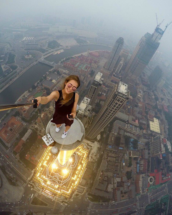 See The Picture Of One Of The Most Dangerous Selfies Ever Taken Blogygold