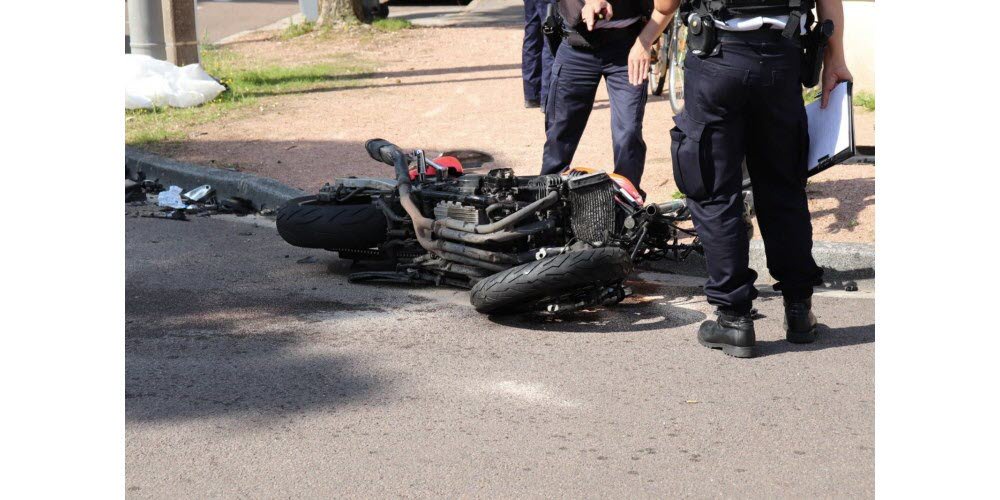 Fait Divers Un Petit Avion Biplace S Ecrase A Messimy Faisant Au Moins Un Mort Opera News