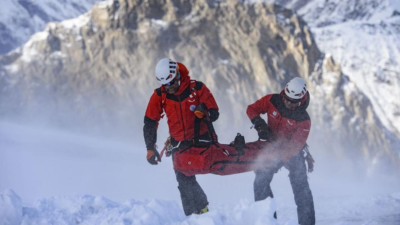 13-Jähriger bei Skiunfall am Hintertuxer Gletscher schwer verletzt