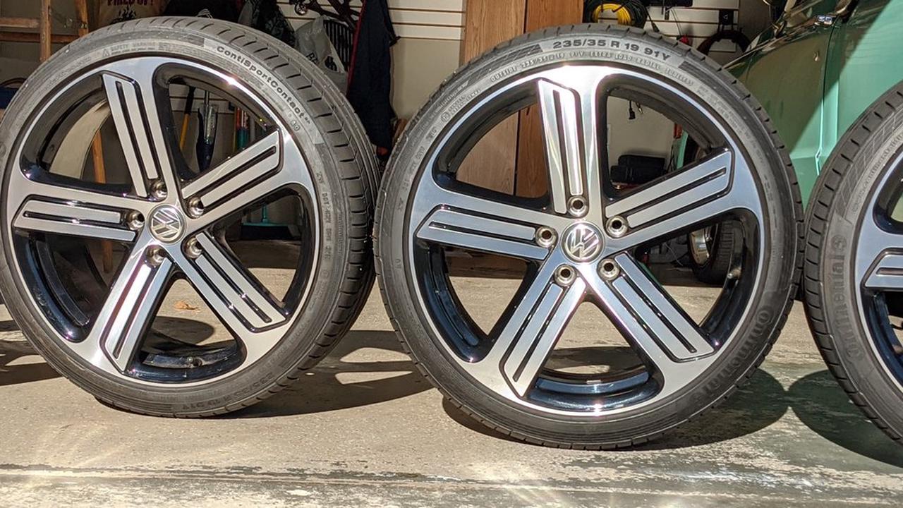FS: VW OEM 19" and Contact... - Opera News