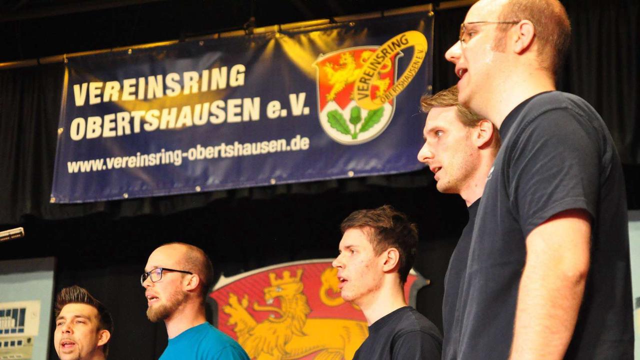 Infostände und Auftritte locken ans Bürgerhaus in Obertshausen